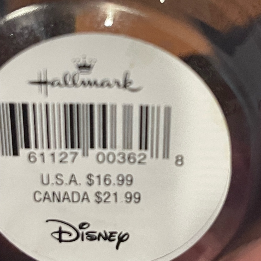Disney Hallmark Black Set of 2 wine glasses featuring Disney Villains - Picture 7 of 7